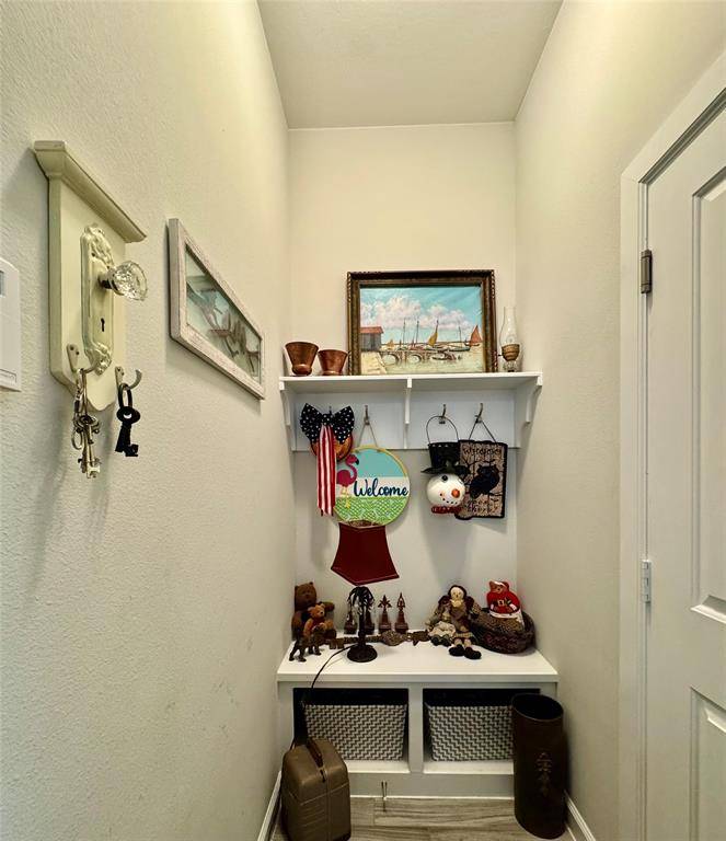Jersey Village, TX 77065,147 Castlegate LN