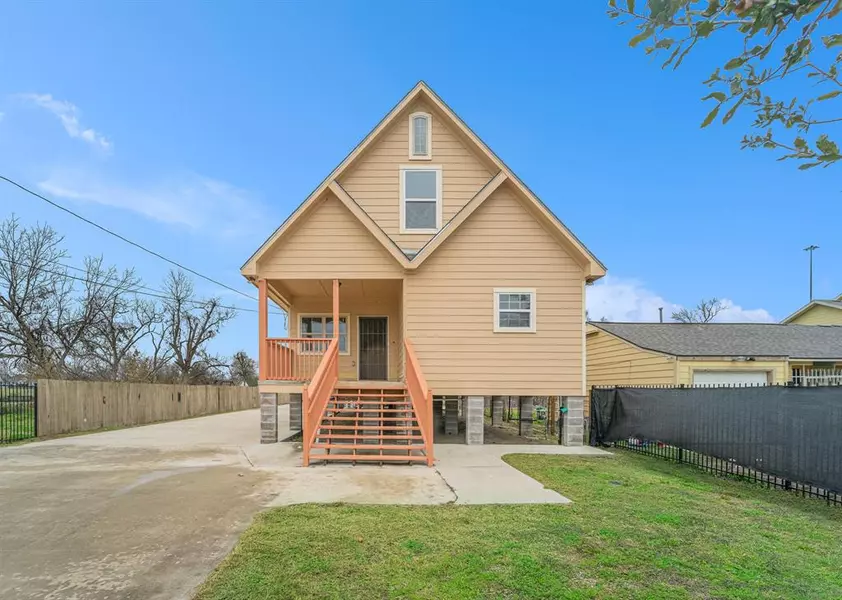 5109 Wipprecht ST, Houston, TX 77026