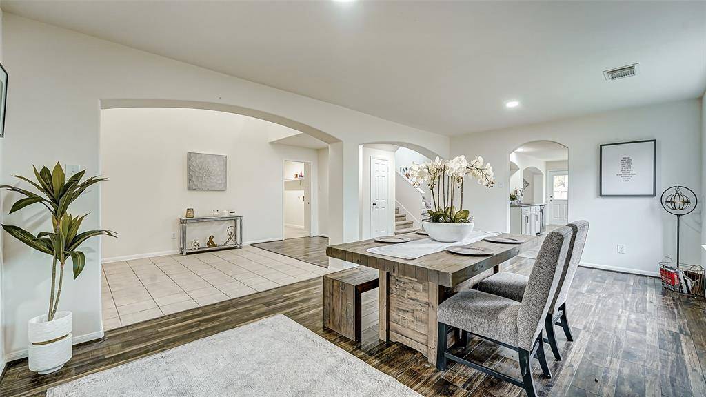 1905 Vineyard Hill Ct, Pearland, TX 77581