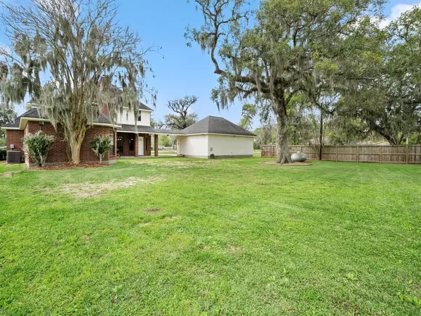 Brazoria, TX 77422,2364 County Road 582