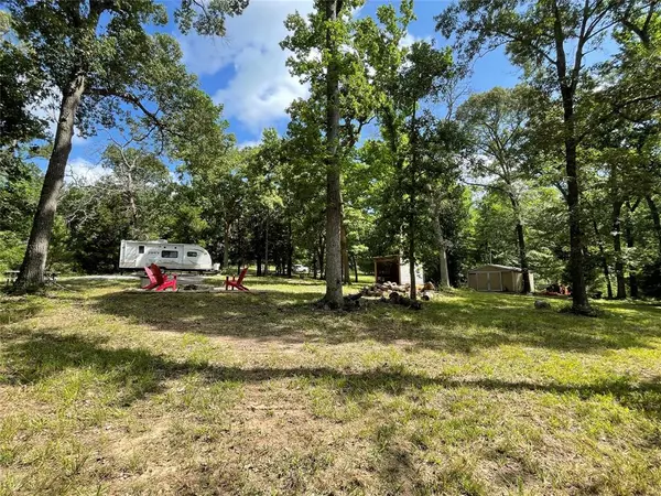 6299 County Road 293, Oakwood, TX 75855