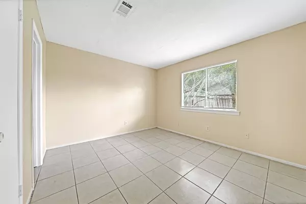 Houston, TX 77088,10167 Inwood Hollow LN