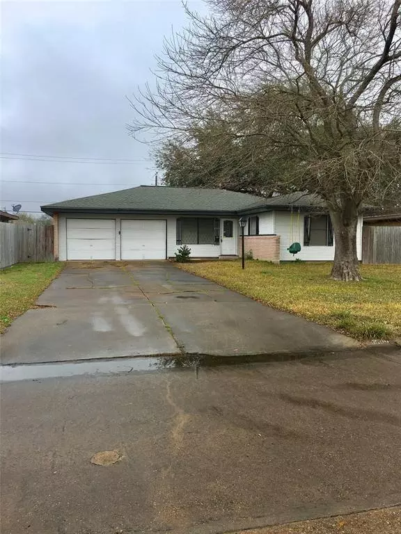 2206 18th AVE N, Texas City, TX 77590