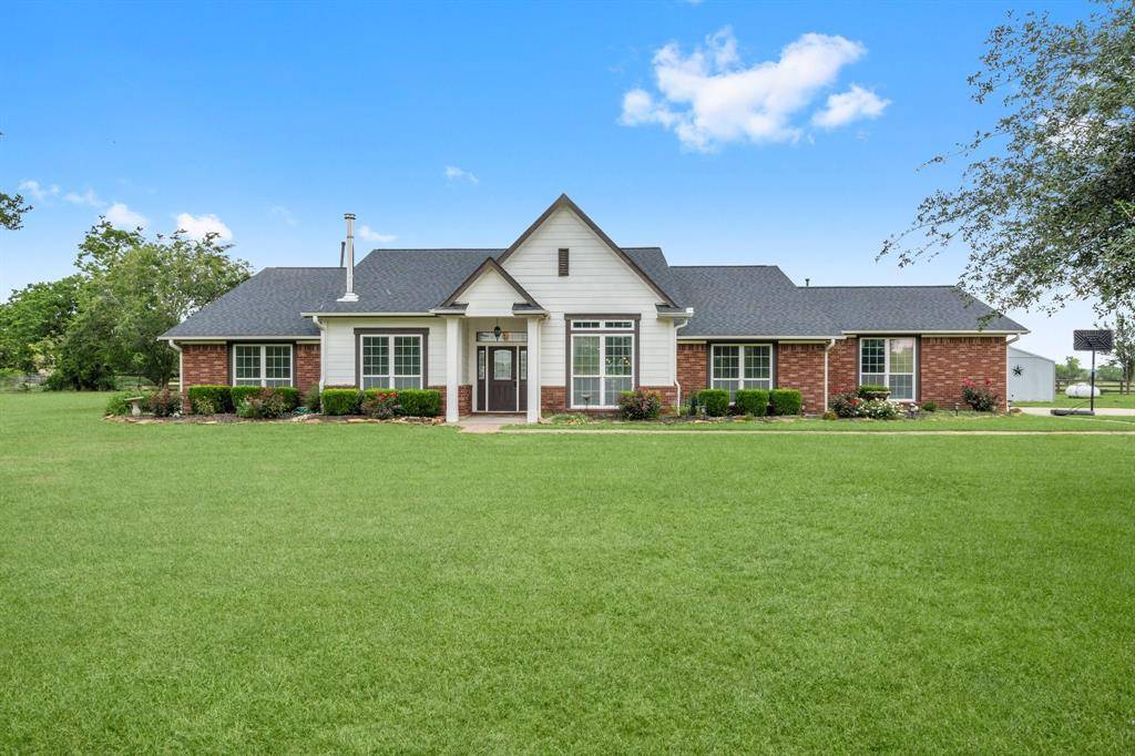 34334 Howell RD, Waller, TX 77484