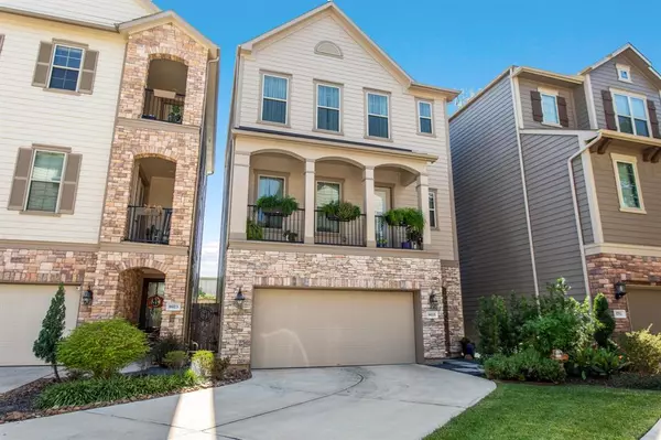 8925 Wind Springs DR, Houston, TX 77080