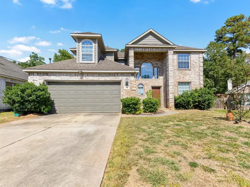 204 Maple LN, Conroe, TX 77304