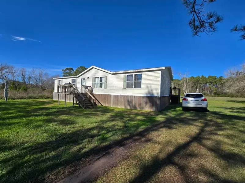 2123 Eagle Ferry RD, Anahuac, TX 77514