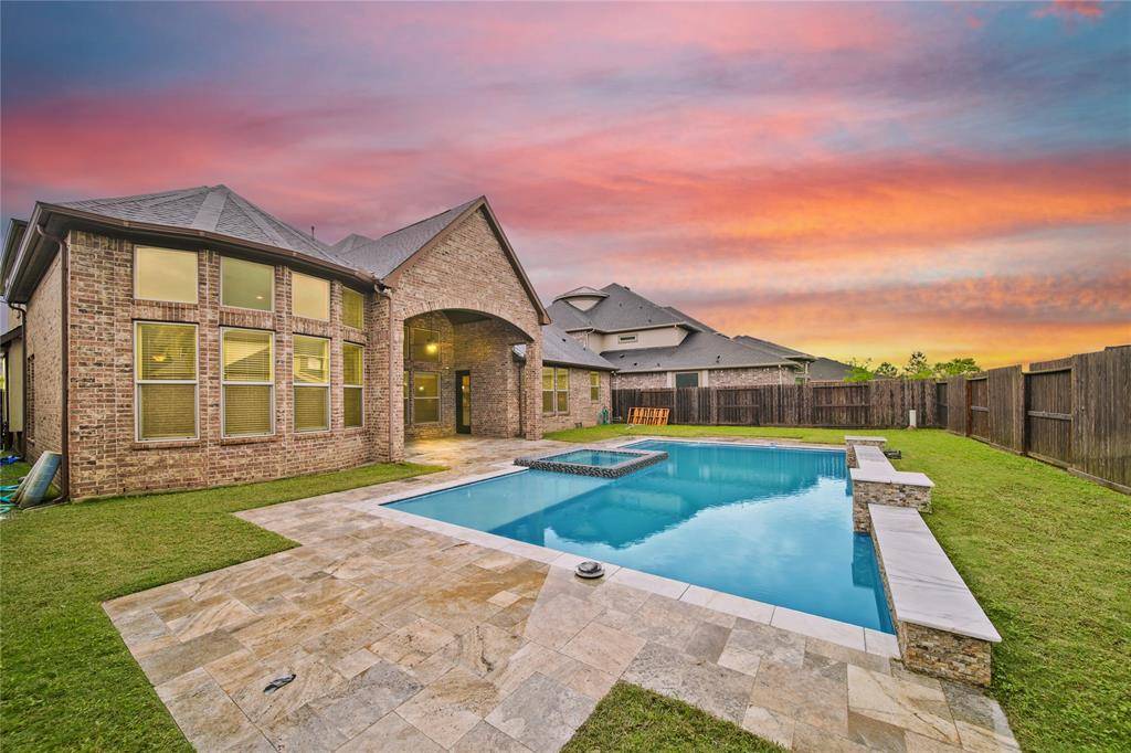 5730 Balcones Ridge LN, Houston, TX 77059