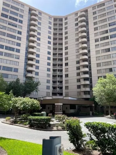 3525 Sage Rd #1117, Houston, TX 77056