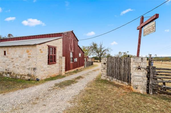 3499 W US Highway 290, Fredericksburg, TX 78624