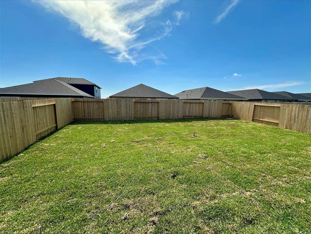 Angleton, TX 77515,316 Emma ST
