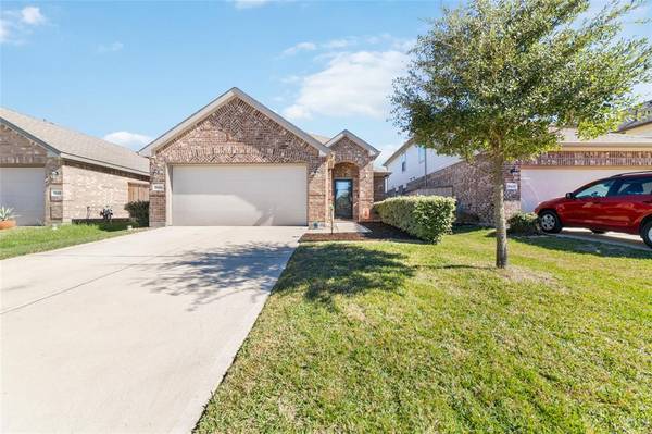 18434 White Stallion LN, Hockley, TX 77447