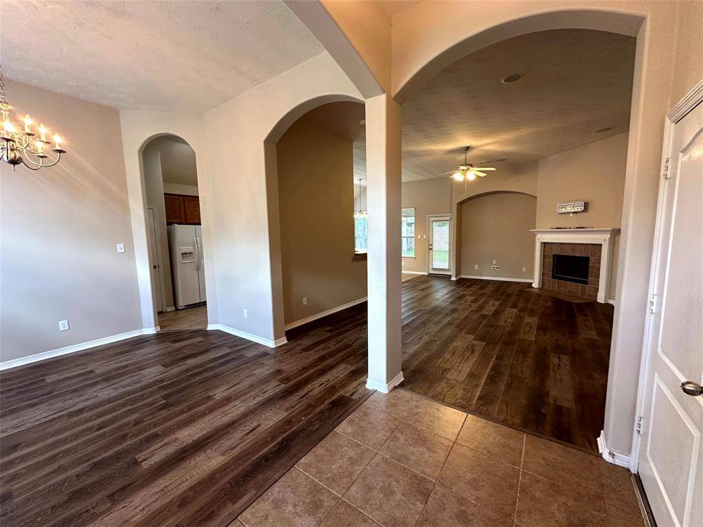 Conroe, TX 77301,2047 Lulach LN