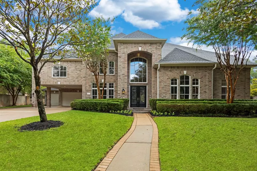 4000 Ashton Villa CT, Sugar Land, TX 77479