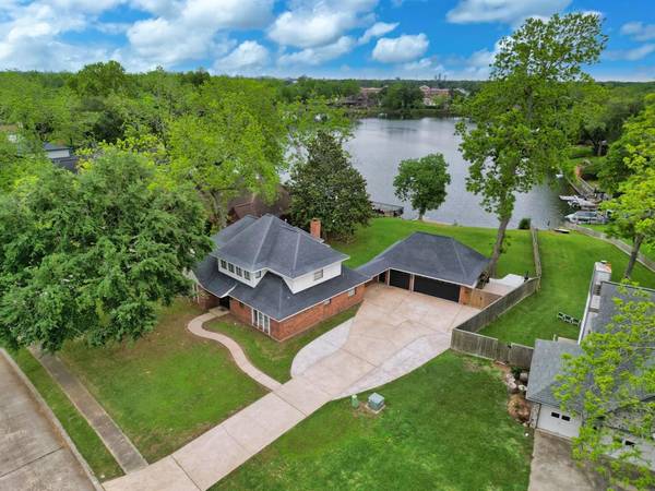 Lake Jackson, TX 77566,313 Juniper ST