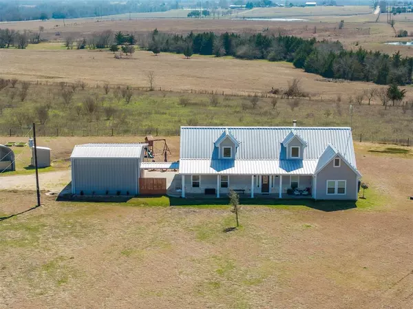 5188 Chadwick Hogan, Chappell Hill, TX 77426