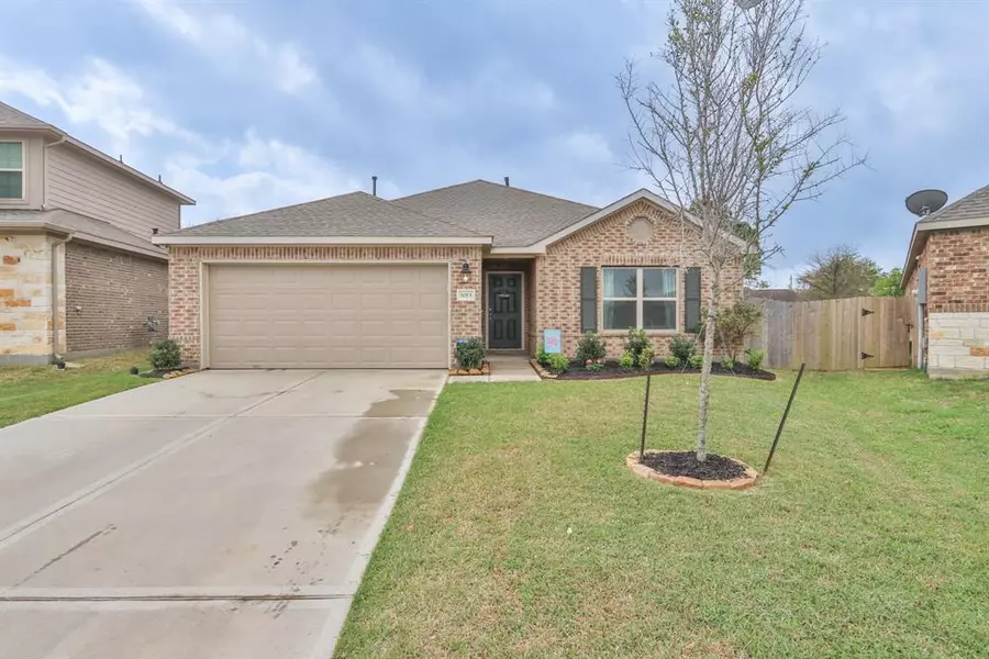 1013 Great Blue Heron DR, Texas City, TX 77590