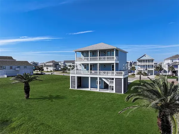 4215 S Sunset Bay DR, Galveston, TX 77554