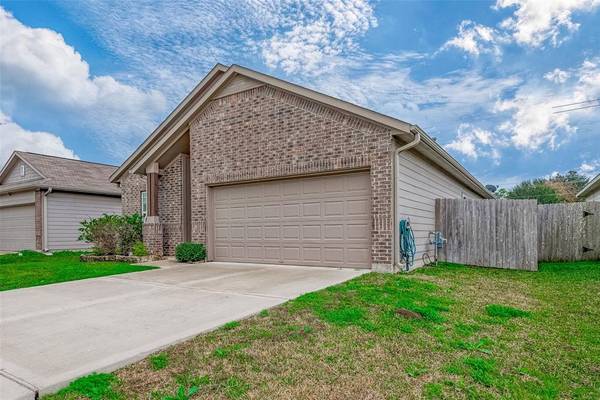 5230 Rivers Edge DR, Richmond, TX 77469