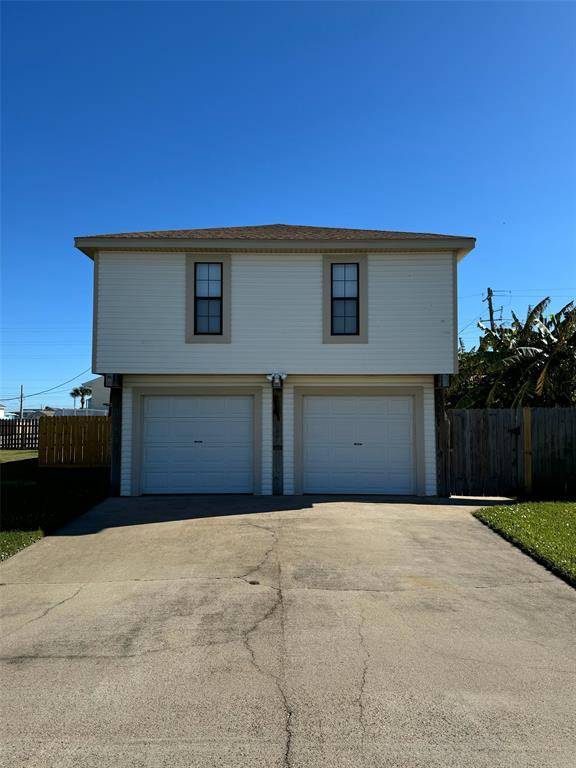 16705 Edward Teach RD, Jamaica Beach, TX 77554