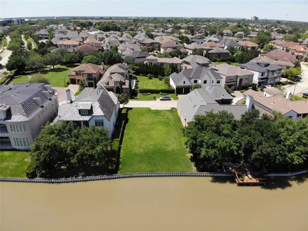 Sugar Land, TX 77478,15310 Oyster Creek LN