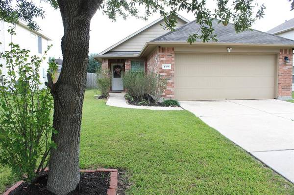 4306 Amaryllis AVE, Baytown, TX 77521