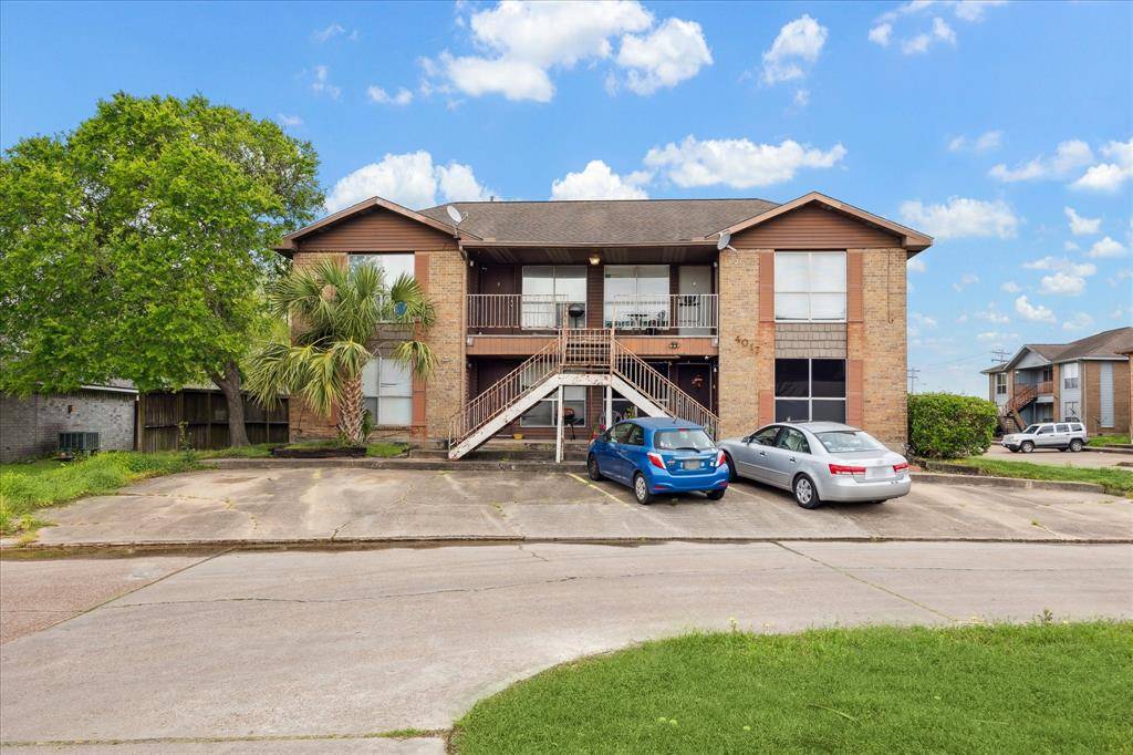 Dickinson, TX 77539,4017 Briar Hollow DR