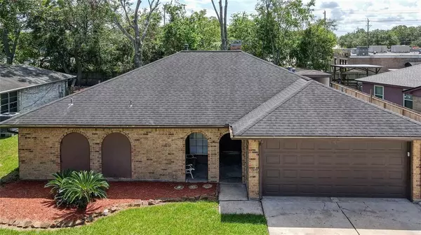 2105 Roland Rue ST, Pearland, TX 77581