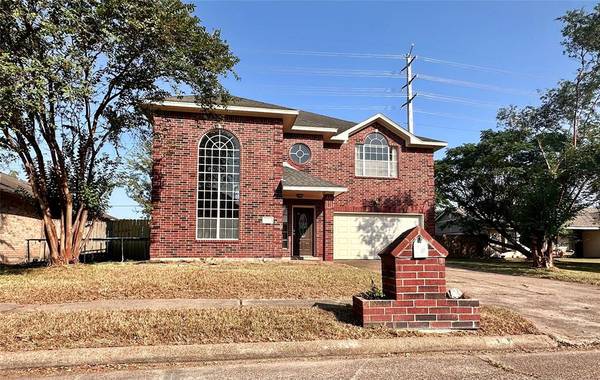 910 Moorside LN, Channelview, TX 77530