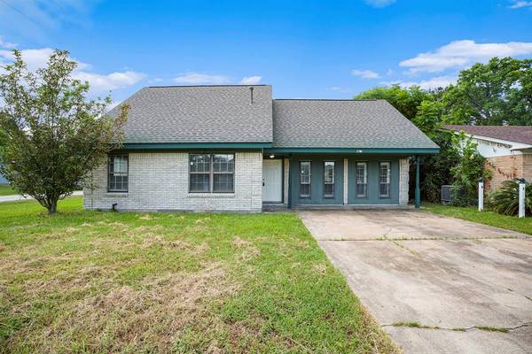 2701 3rd AVE N, Texas City, TX 77590