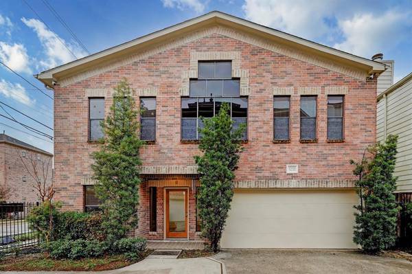 5220 Larkin ST, Houston, TX 77007