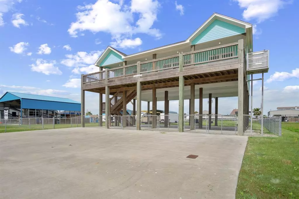 Crystal Beach, TX 77650,970 S Jack RD