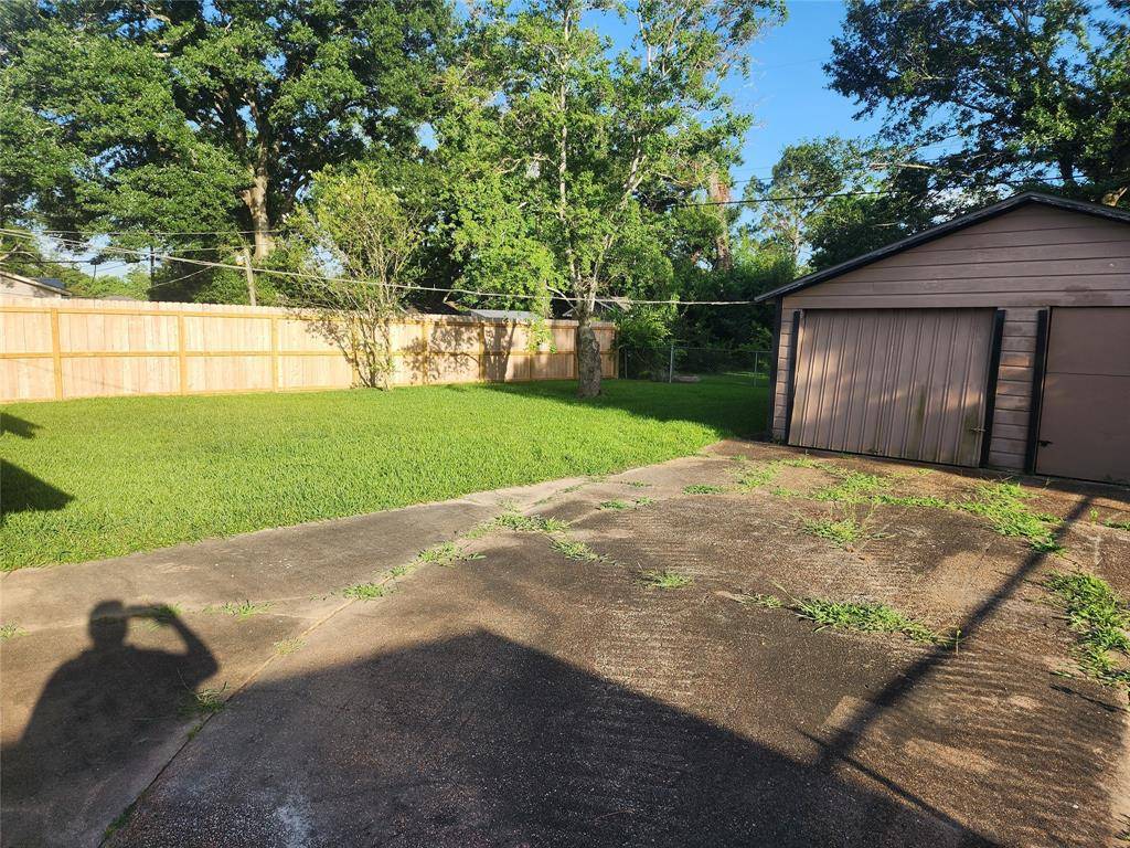 Angleton, TX 77515,920 Nottingham DR