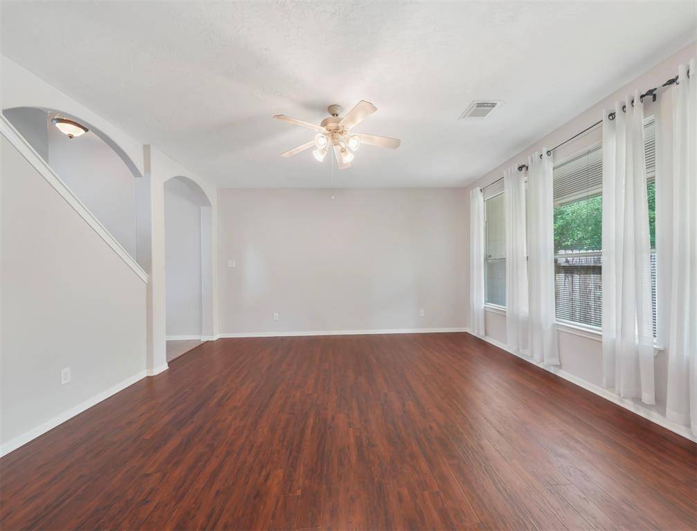 Conroe, TX 77384,158 W Burberry CIR