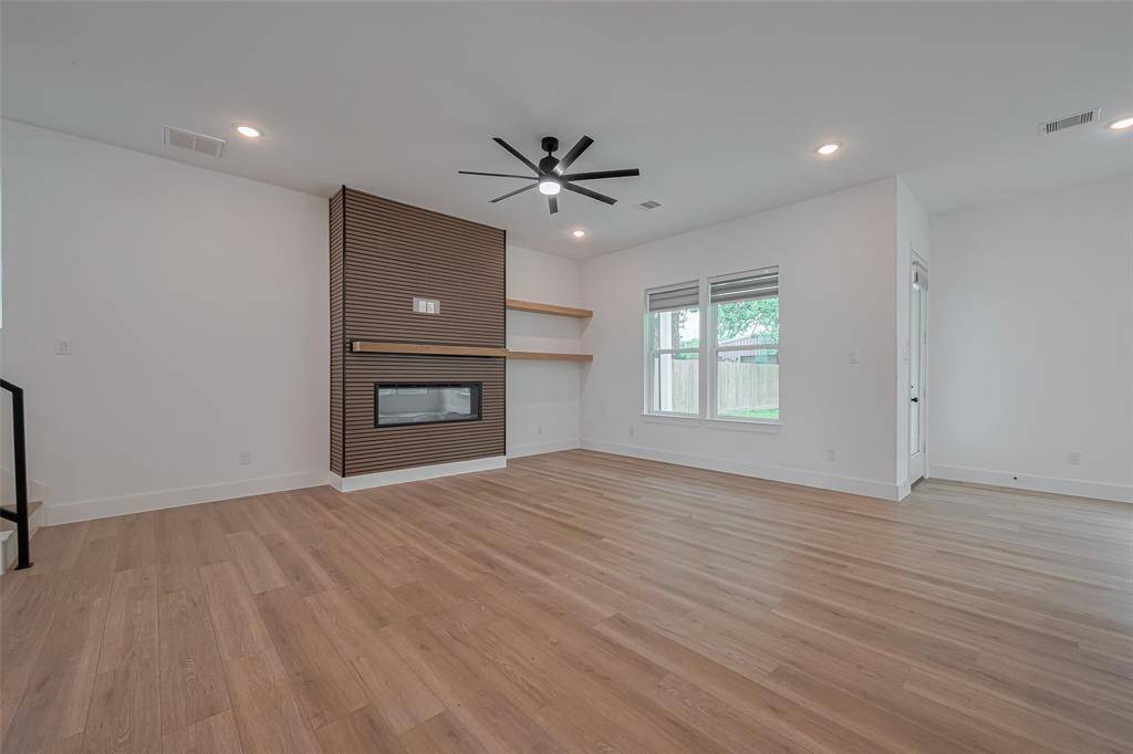 Houston, TX 77088,2532 Wall ST