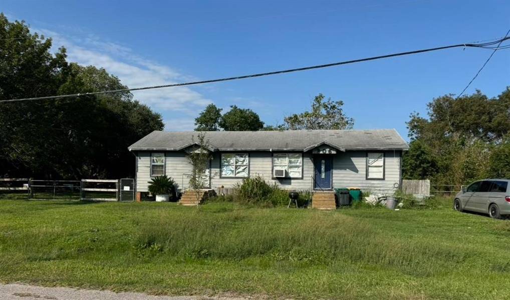 306 Banana, La Marque, TX 77568