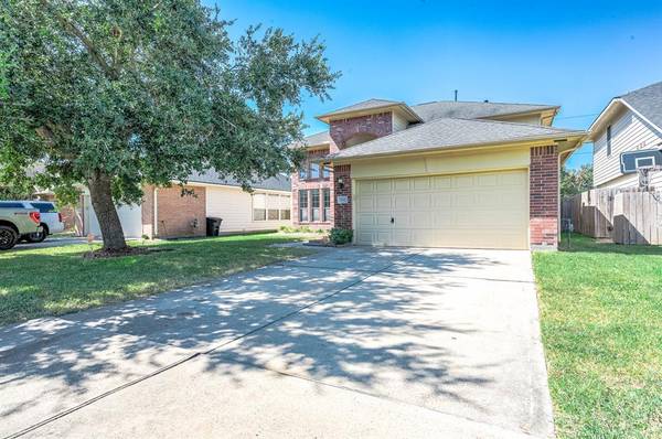 722 Pickett Hill LN, Rosenberg, TX 77469