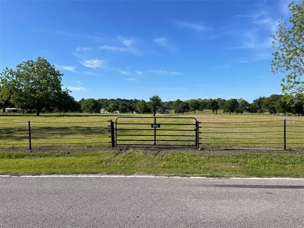 Willis, TX 77318,4.56 Acres Thompson RD