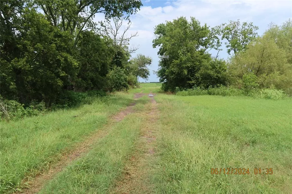 Garwood, TX 77442,2277 CR 116 RD