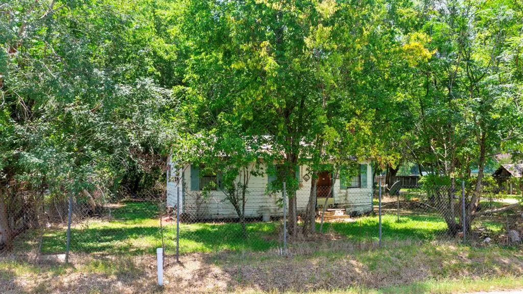 Arcola, TX 77583,314 S Pine ST