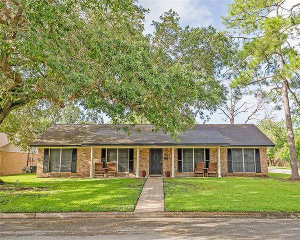 4000 Crescent DR, Bay City, TX 77414