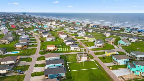 23158 Buena ST, Galveston, TX 77554