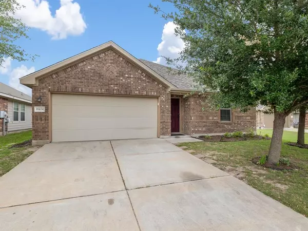 18424 Cloudmore LN, Elgin, TX 78621