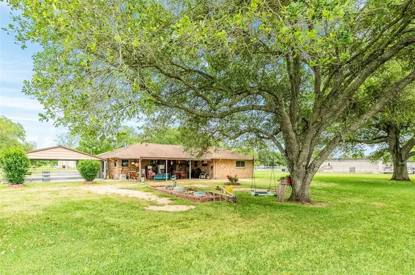 Alvin, TX 77511,14014 County Road 282 RD