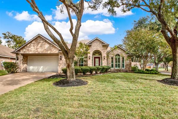 14402 Meadow Estates LN, Cypress, TX 77429