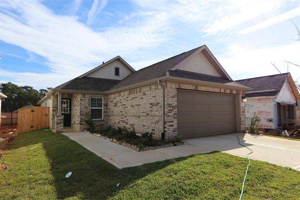 Willis, TX 77378,717 Roaring Falls DR