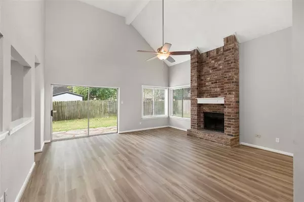 Houston, TX 77083,14803 Mesa Vista DR