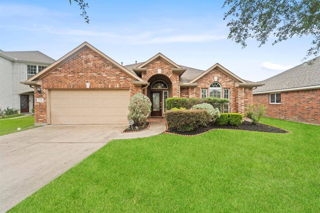 9518 Denfield CT, Houston, TX 77070