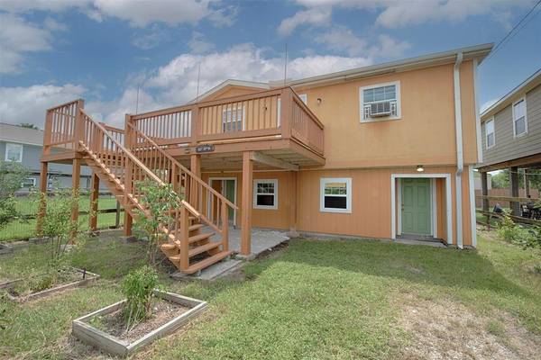 San Leon, TX 77539,927 12th ST