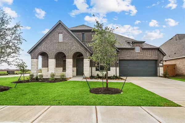 8534 Oceanmist Cove DR, Cypress, TX 77433